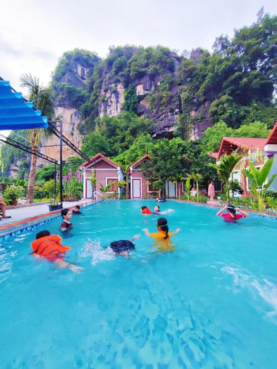 Trang An Natural Mountainside Homestay Ninh Binh Bagian luar foto